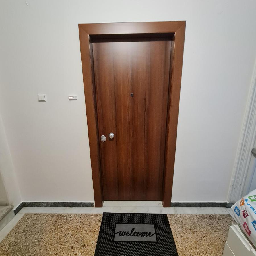 Full Near Kato Patissia Apartment *