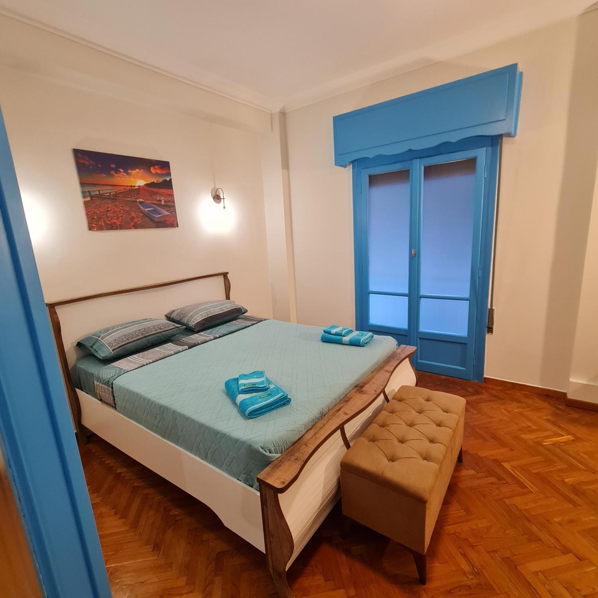Full Near Kato Patissia Apartment